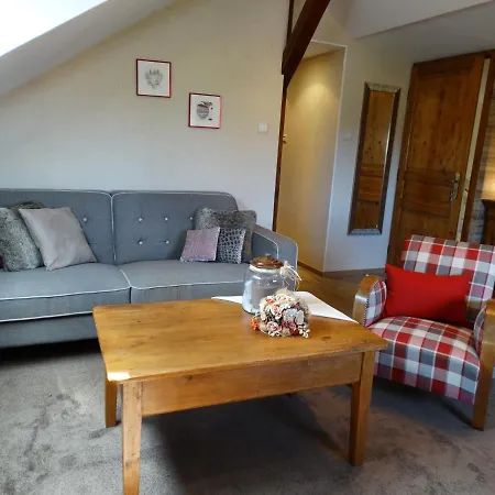 ホームステイ La Maison Fleurie Dieffenbach-au-Val