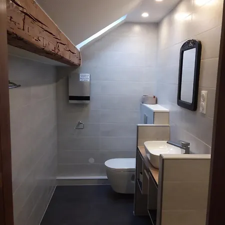 La Maison Fleurie Privatunterkunft