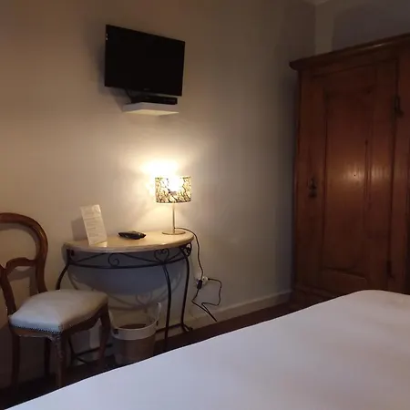 La Maison Fleurie Privatunterkunft